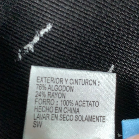 Beautiful Ladies Skirt - Picture 6 of 6